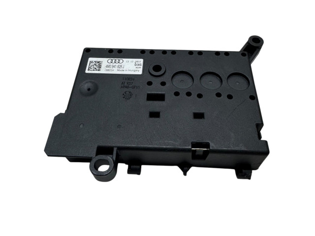 Pojistková skříňka 4M0941828J Audi Q7 4M 2018