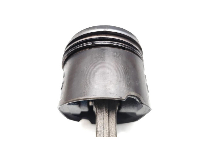 Поршень с шатуном 204D3 204D3 Land Rover Freelander