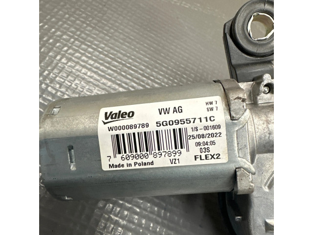 Моторчик заднего дворника 5G0955711C, W000089789    Skoda Fabia Mk4 (6VA)