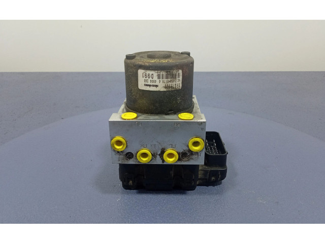 Блок АБС MR475991, MR475991 Mitsubishi Space Wagon 1999 - 2004 года