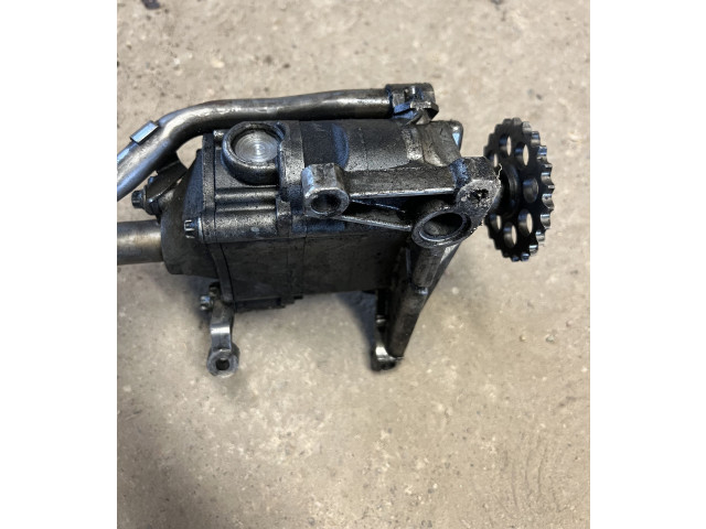 Масляный насос     Jeep Grand Cherokee (WJ) 