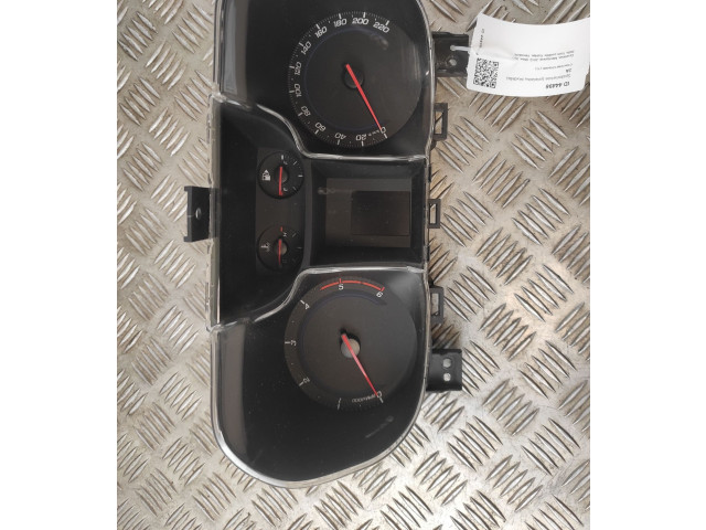 Панель приборов 688014257, 95218099   Chevrolet Orlando       