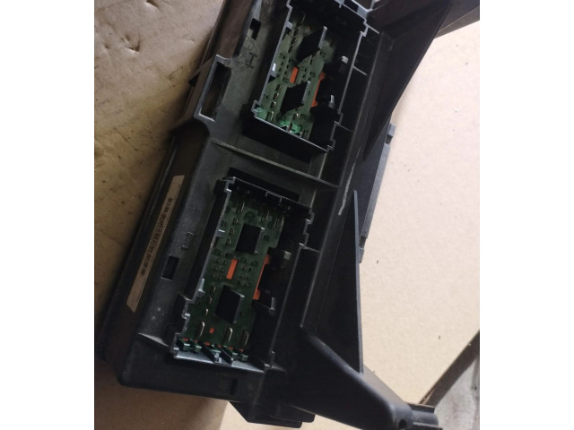 Блок предохранителей 04839342AC Jeep Grand Cherokee (WK)