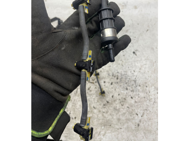 Vstřikovací lišta    Nissan Navara D40    V9X 