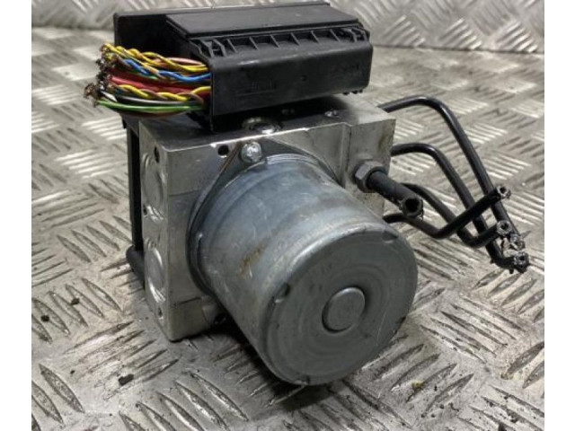 Блок АБС    BMW  X3 E83  2003 - 2010 года