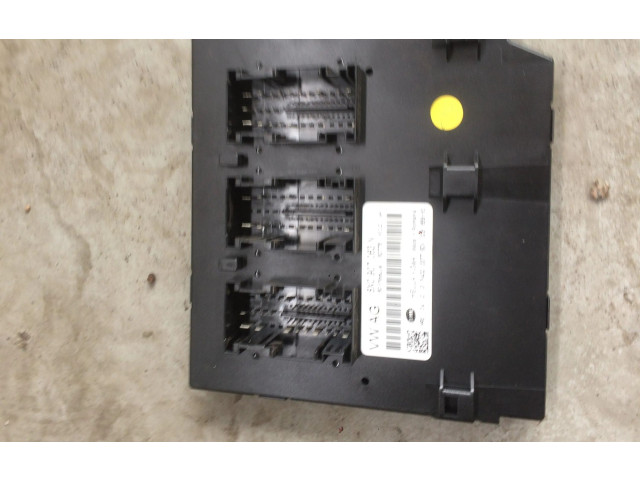 Блок комфорта    Audi A1   