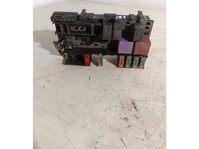 Форсунка 7703297988    Renault Scenic I   