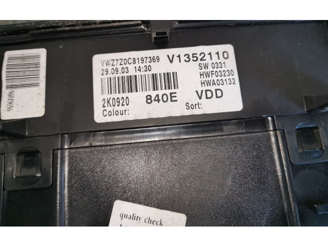 Панель приборов 2K0920840E   Volkswagen Caddy       