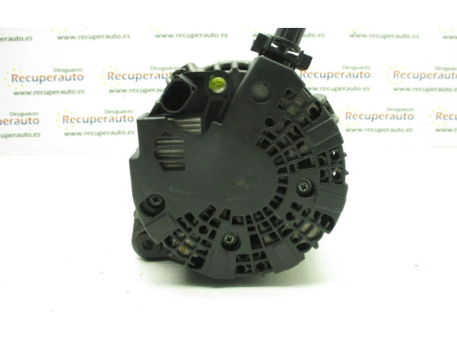 Генератор    Mercedes-Benz A W176      