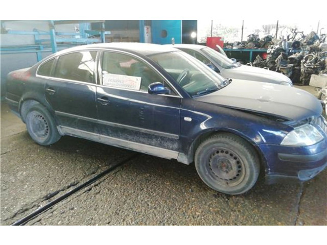 Zpětné zrcátko Volkswagen Passat Alltrack 2002