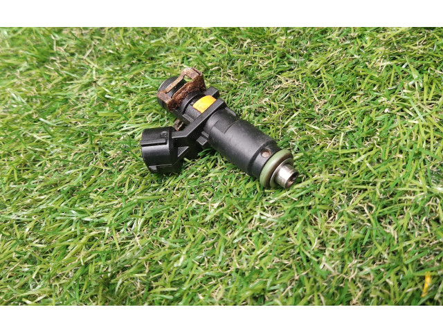 Форсунка 06A906031CP Volkswagen Jetta VI AMERICA