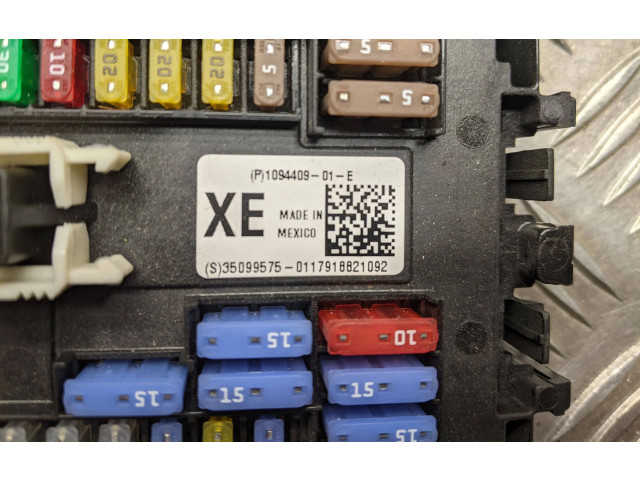 Блок предохранителей 109440901E, 35099575 Tesla Model X