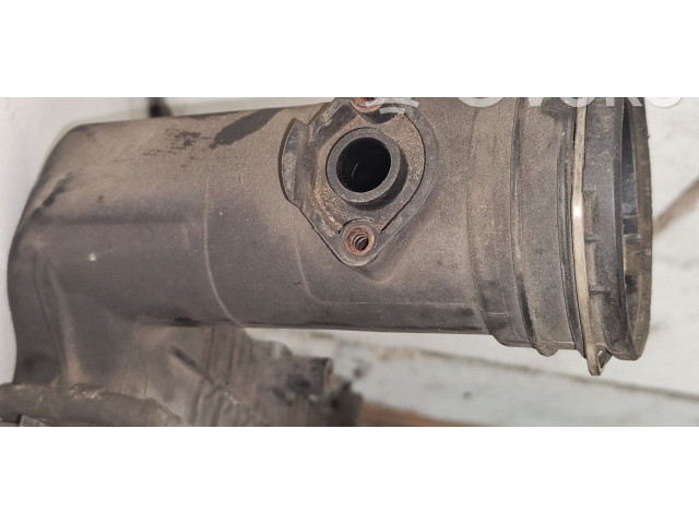 Интеркулер 1K0145928D, PA66GF30 Skoda Octavia Mk2 (1Z)