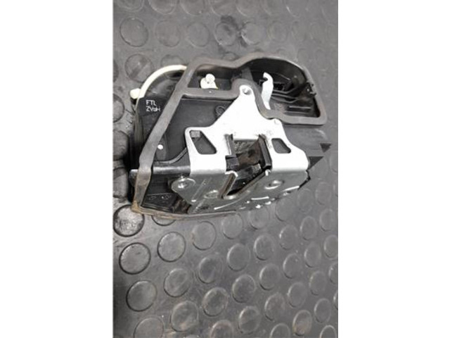 Мотор замка 7229461 BMW 1 E81 E87 2004 - 2011 года