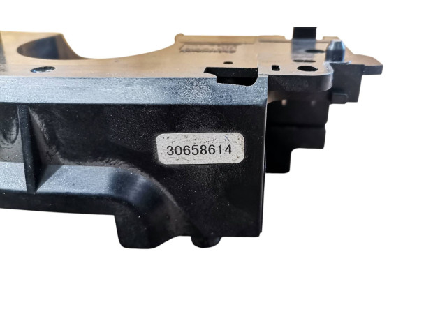 Ручка стеклоочистителей 30658614   Volvo V70