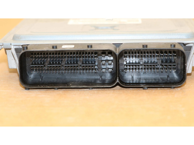 Řídící jednotka 03L906023PC Volkswagen Caddy 2013