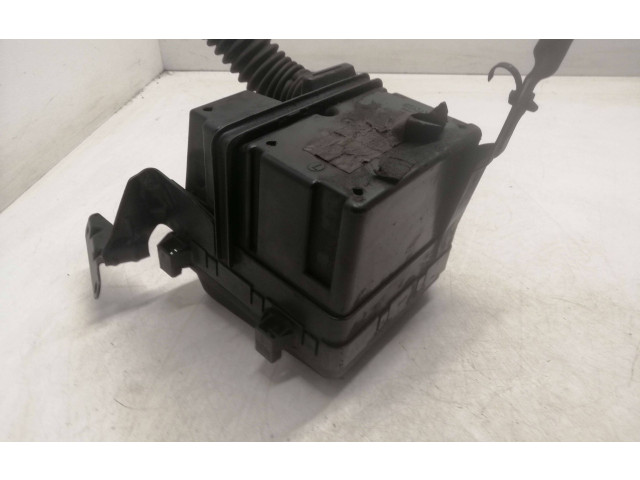 Блок предохранителей  5243290   Saab 9-5    