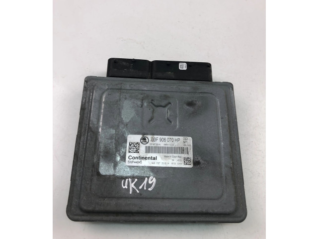 Блок управления двигателем Блок управления 03F906070HP Skoda Fabia Mk3 (NJ)