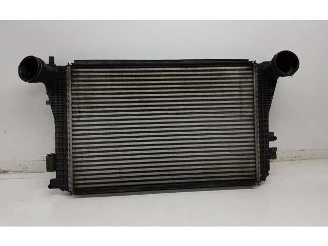Интеркулер  1K0145803T, 1K0145803S   Volkswagen Golf Plus 