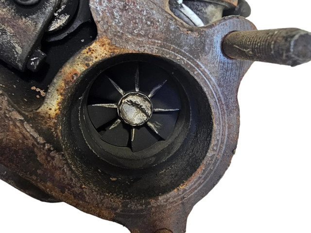 Турбина Chrysler Voyager 2.8 35242095G