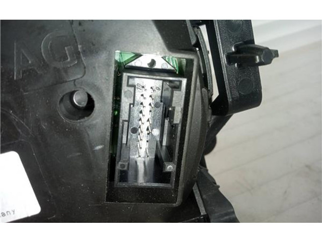 Панель приборов 5G0920860A Volkswagen Golf VII