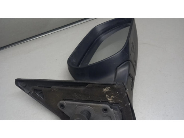 Зеркало (механическое) правое Mazda 2 2003-2007 года