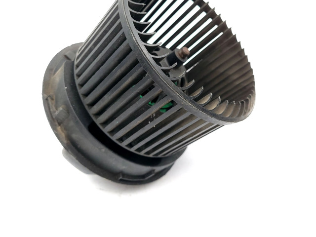 Вентилятор печки Peugeot 107