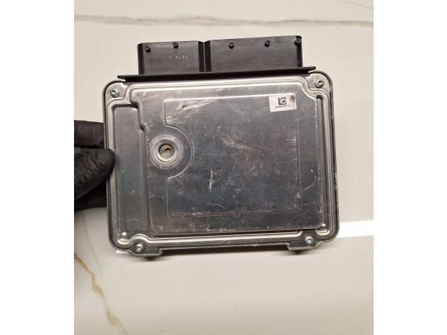 Řídící jednotka 03L906018LB, 0281017945 Audi A6 S6 C7 4G 2015