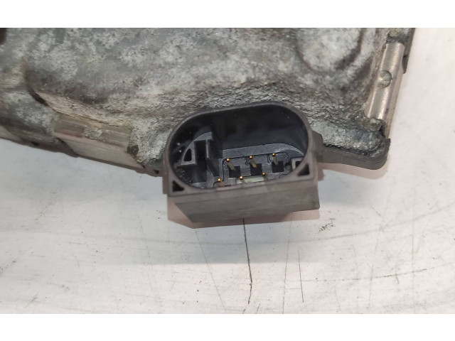 Дроссельная заслонка Volvo S80 2007 - 2013 года