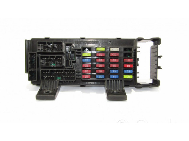 Блок предохранителей    Chevrolet Rezzo    