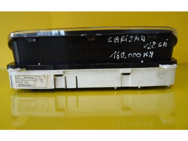 Панель приборов MR559664 Mitsubishi Carisma