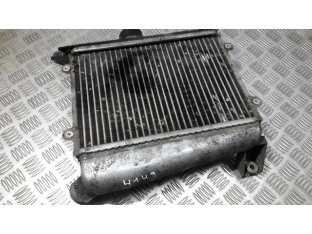 Интеркулер  27040332   Toyota RAV 4 (XA20) 2.0