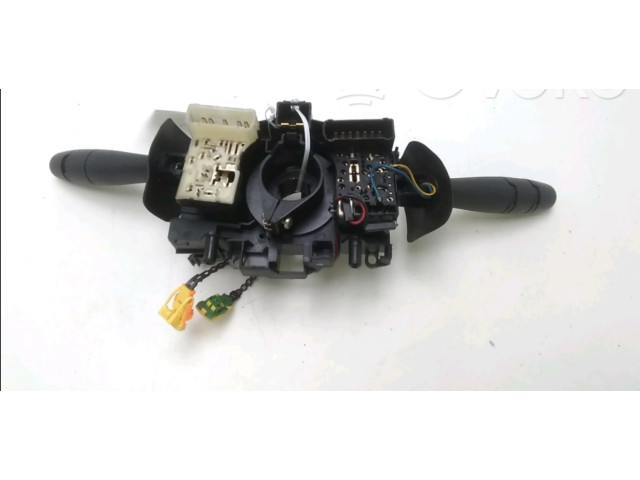 Подрулевой шлейф SRS 7701045279 Renault Clio II