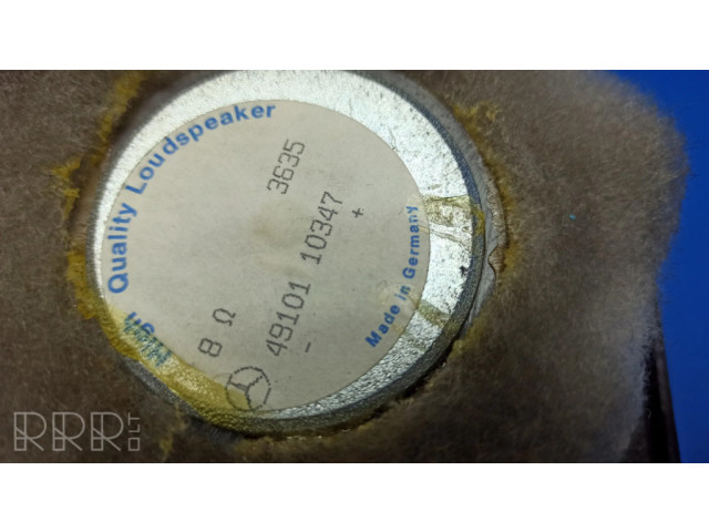 Громкоговоритель (громкоговорители) в передних дверях