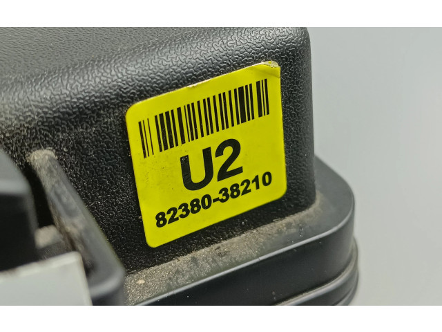 Блок предохранителей  8238038210   SsangYong Musso    