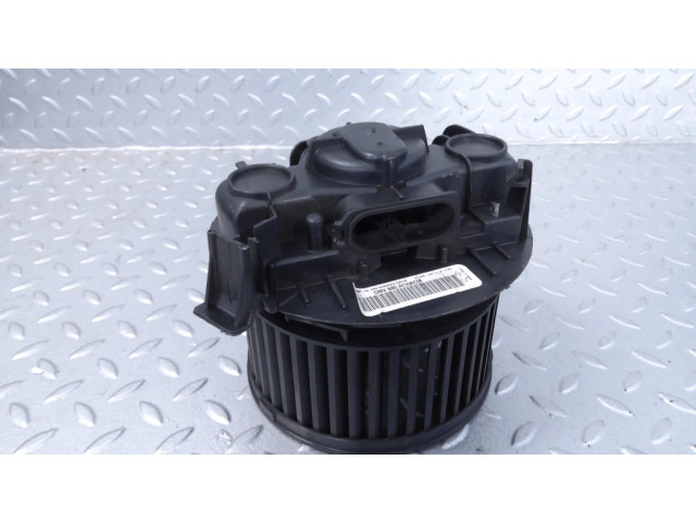 Вентилятор печки    7701062225, 7701062226   Renault Clio III