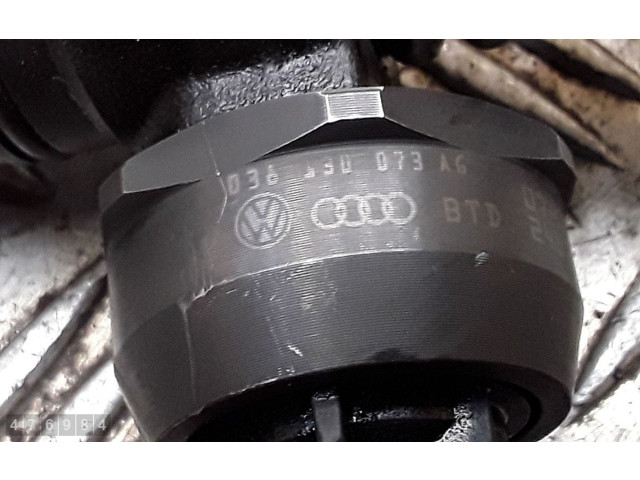 Форсунка 038130073ag    Skoda Octavia Mk2 (1Z)   