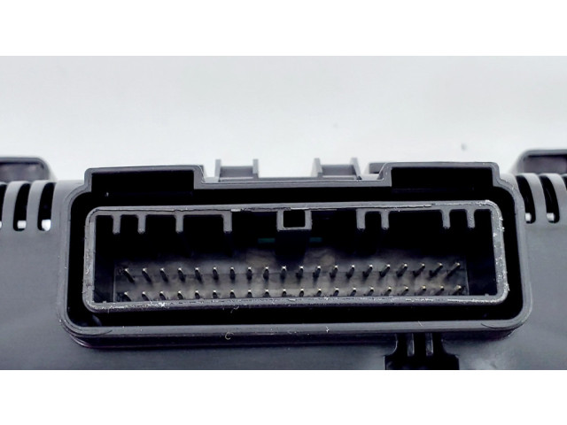 Přístrojová deska Renault Captur 2023 P248094299R, 248094299R