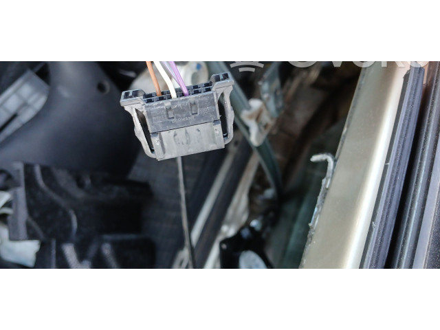 Зеркало электрическое        Skoda Superb B5 (3U)  2001 - 2008 года   