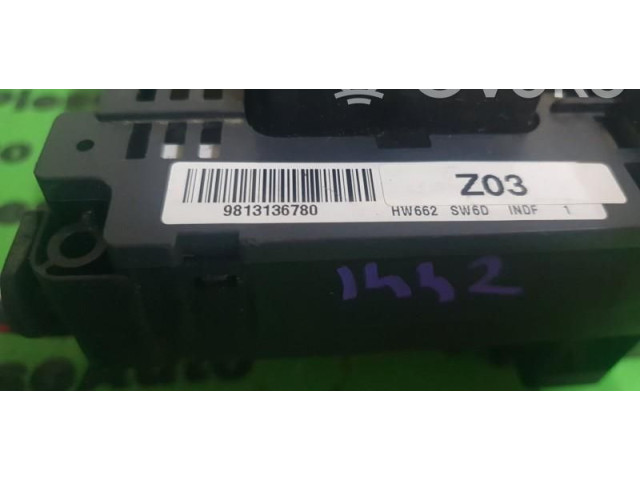 Pojistková skříňka 9813136780 Peugeot 3008 2010