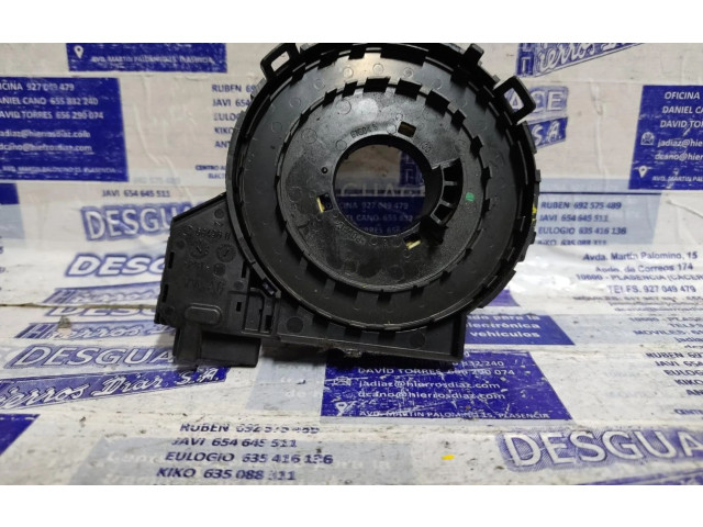 Шатун      Volkswagen PASSAT  