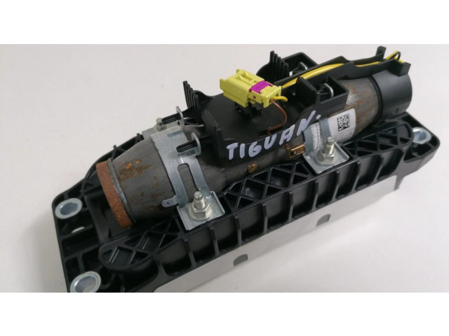 Надувная подушка для пассажира