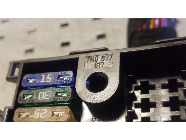 Pojistková skříňka 7H0937617 Skoda Yeti (5L) 2011