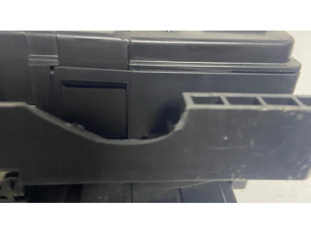   Pojistková skříňka 7118470005   Citroen Berlingo 2010