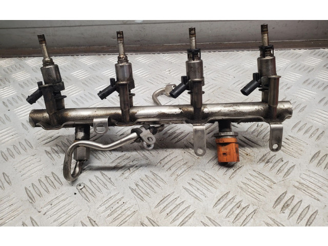 Топливная рампа 06J133317AB, 06H906036P Audi Q3 8U для двигателя CCTA