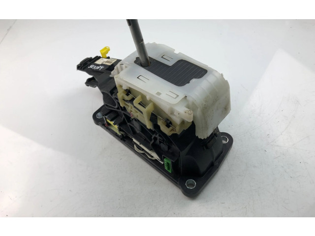 Включатель / ручка переключения передач 30759121   Volvo V70    