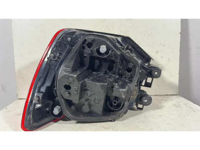 Задний фонарь левый сзади Audi Q2 -