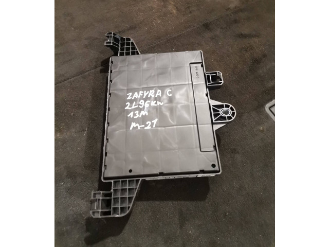 Pojistková skříňka 365927271, 0000326702 Opel Zafira C 2013