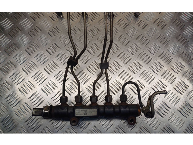 Топливная рампа 9654592680, 9654590 Mazda 3 I