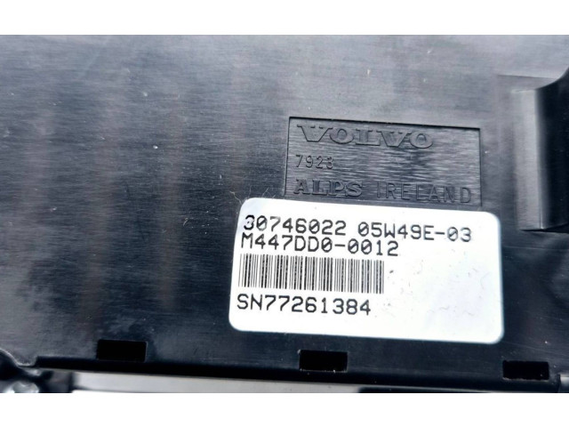 Блок управления климат-контролем 30746022, M447DD00012 Volvo V70